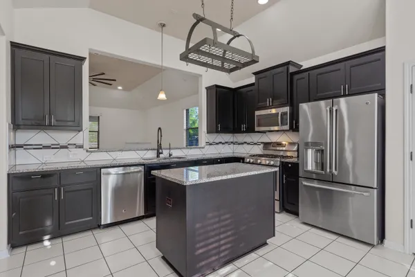 $2,200 | 2709 Coral Valley Drive, Leander, TX 78641