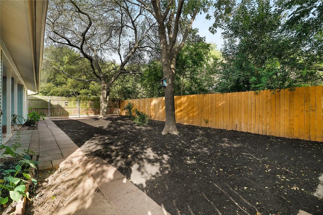 2008 Lear Lane Austin, TX 78745 - Photo 2 of 8