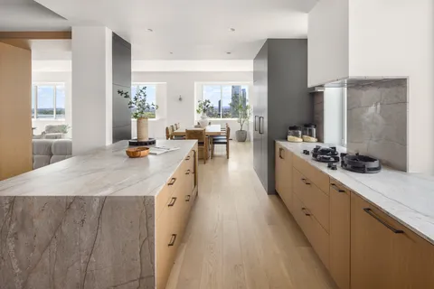 $6,250,000 | 377 Rector Place, Unit PHA | Battery Park City