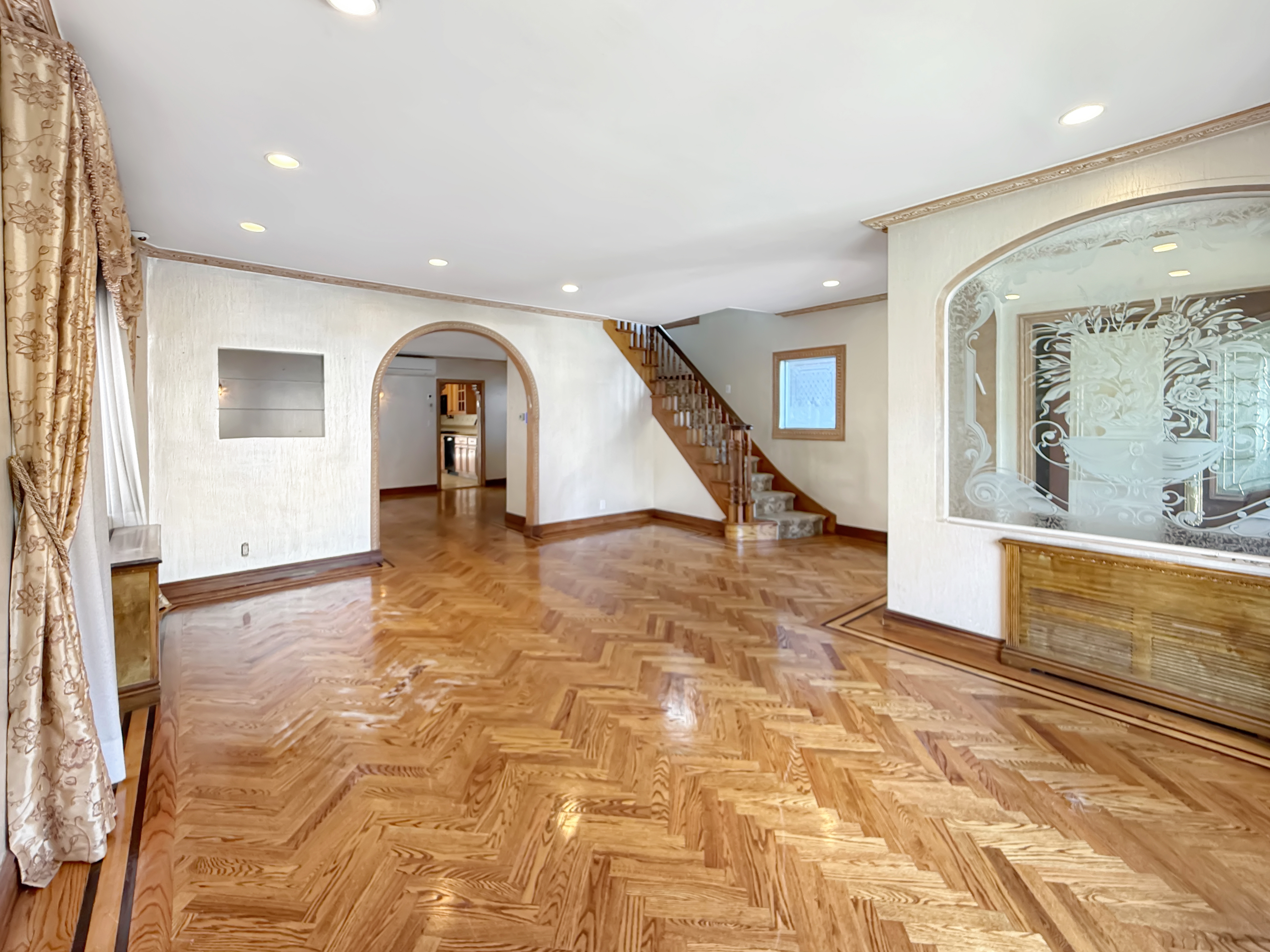 3731 Maple Avenue Brooklyn, NY 11224 - Photo 5 of 26