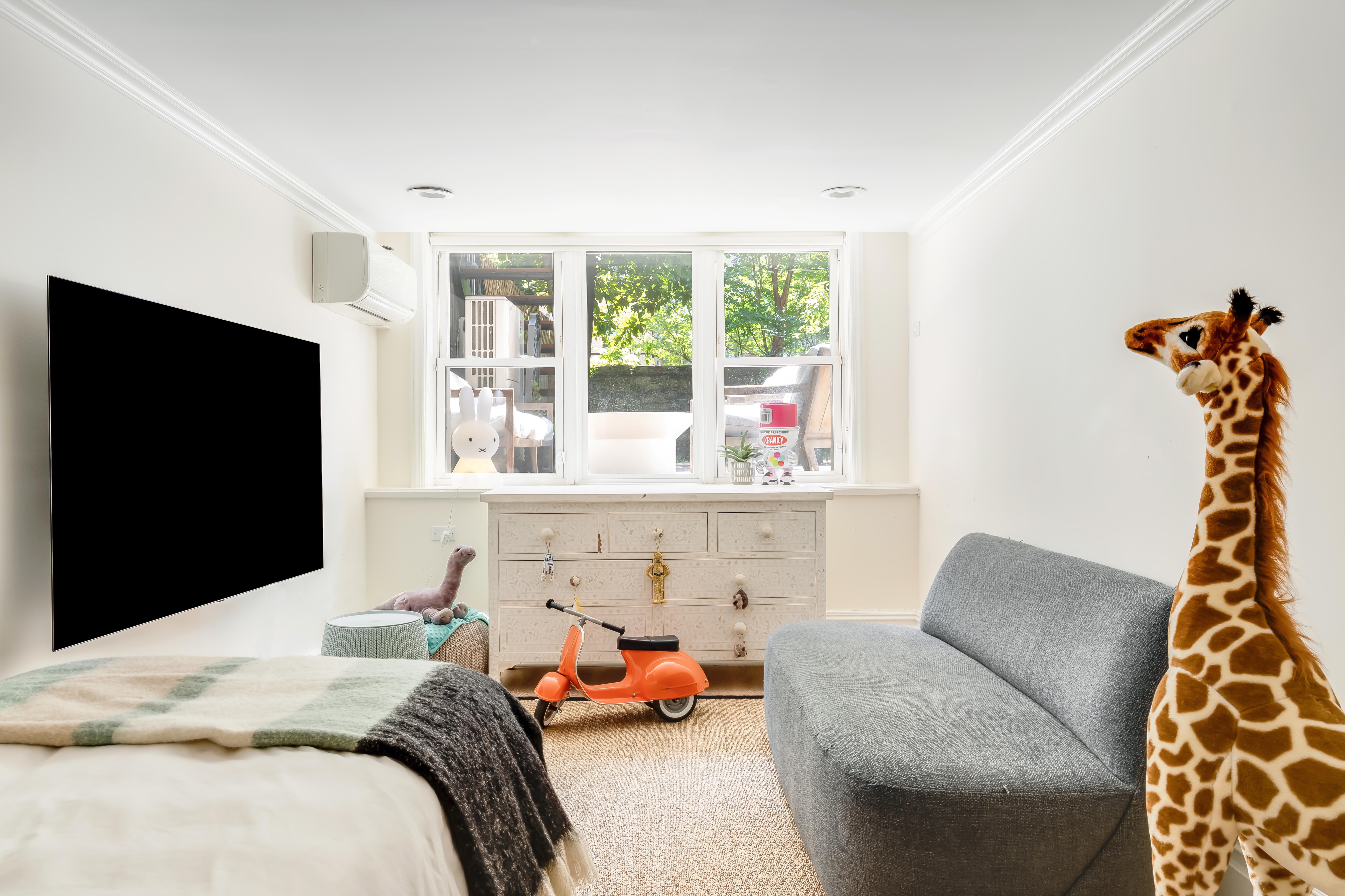 438 West 44th Street, Unit B Manhattan, NY 10036 - Photo 11 of 15