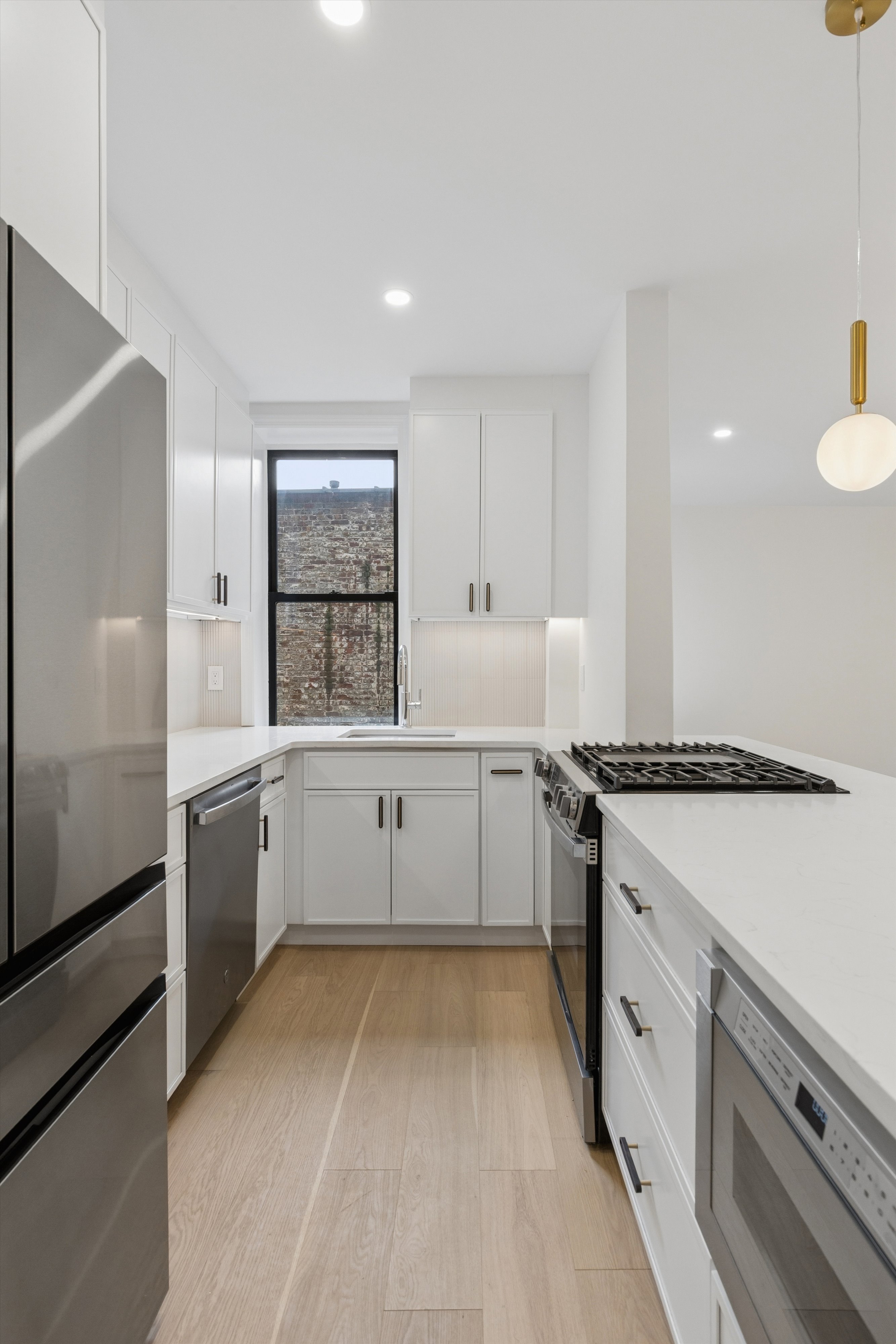 807 Riverside Drive, Unit 2G Manhattan, NY 10032 - Photo 3 of 21 Gallery Image 3