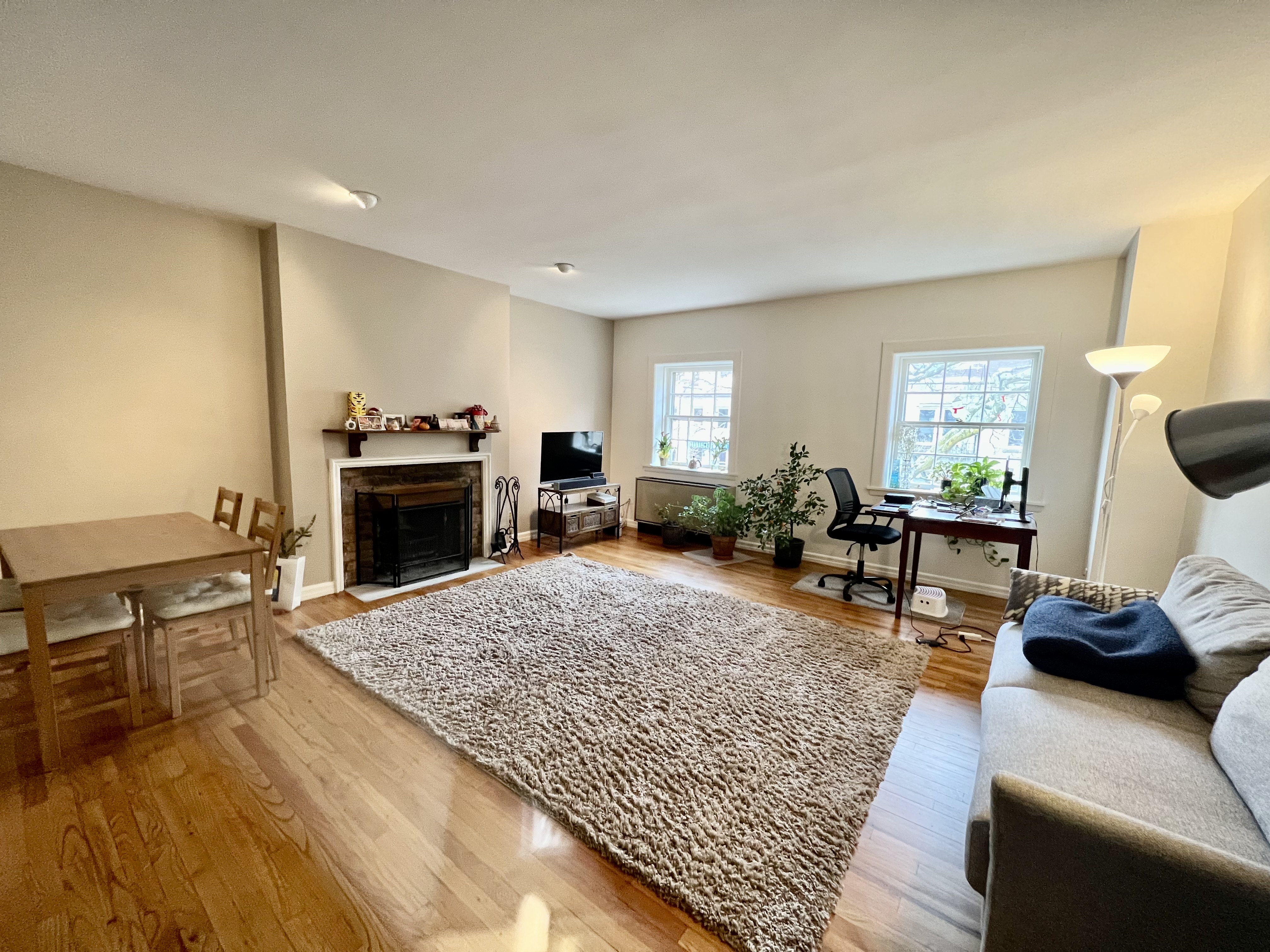 326 West 20th Street, Unit 3 Manhattan, NY 10011 - Photo 2 of 12