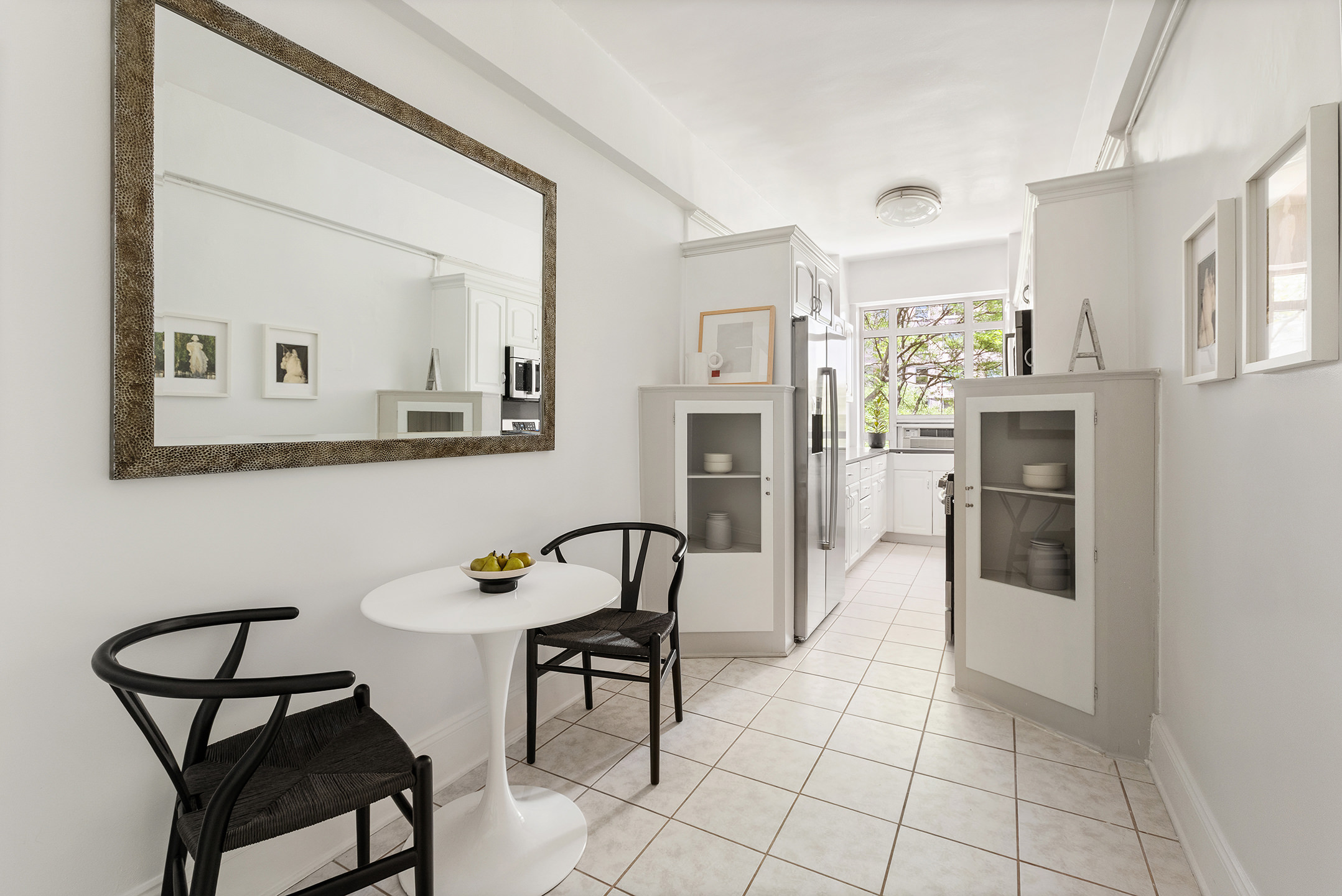 25 Central Park West, Unit 5Y Manhattan, NY 10023 - Photo 3 of 8