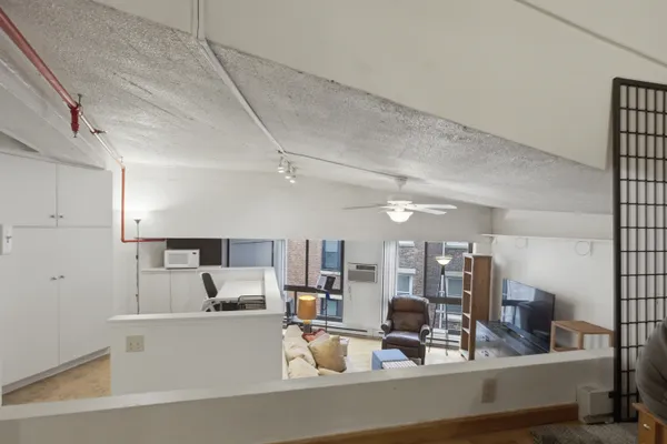 $3,100 | 12 Stoneholm Street, Unit 425, Boston, MA 02115