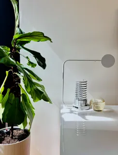 a close view of light fixtures