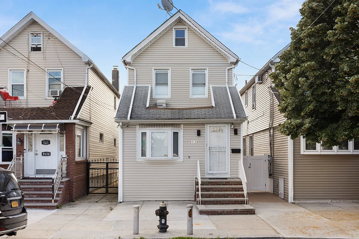 91-22 92nd Street Queens, NY 11421 - Photo 22 of 23