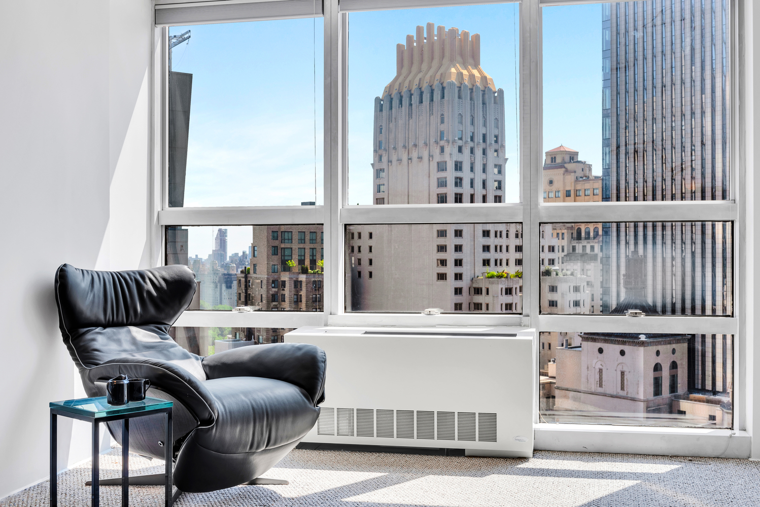 146 West 57th Street, Unit 34B Manhattan, NY 10019 - Photo 2 of 11