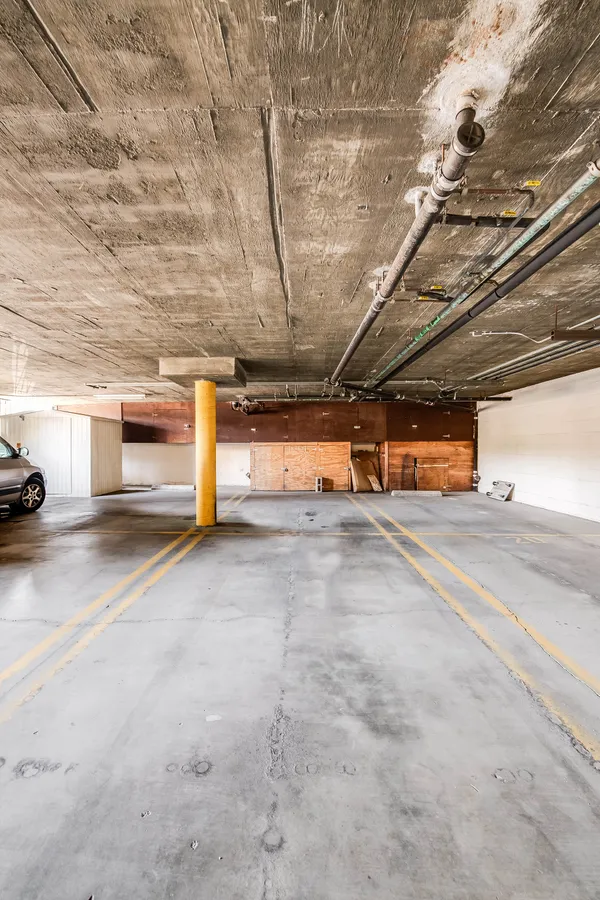 $818,000 | 445 Washington Boulevard, Unit 10, Marina del Rey, CA 90292