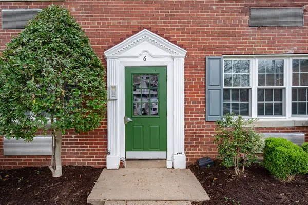 Contact Agent | 6 Ashby Street, Unit Undisclosed, Alexandria, VA 22305