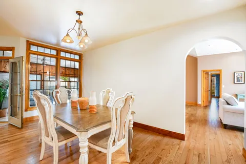 Contact Agent | 219 Leonard Street, Acushnet, MA 02743