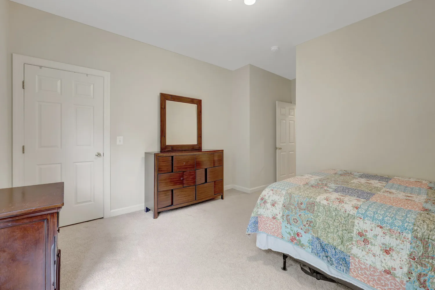 $1,350,000 | 9927 Miles Stone Court, Vienna, VA 22181