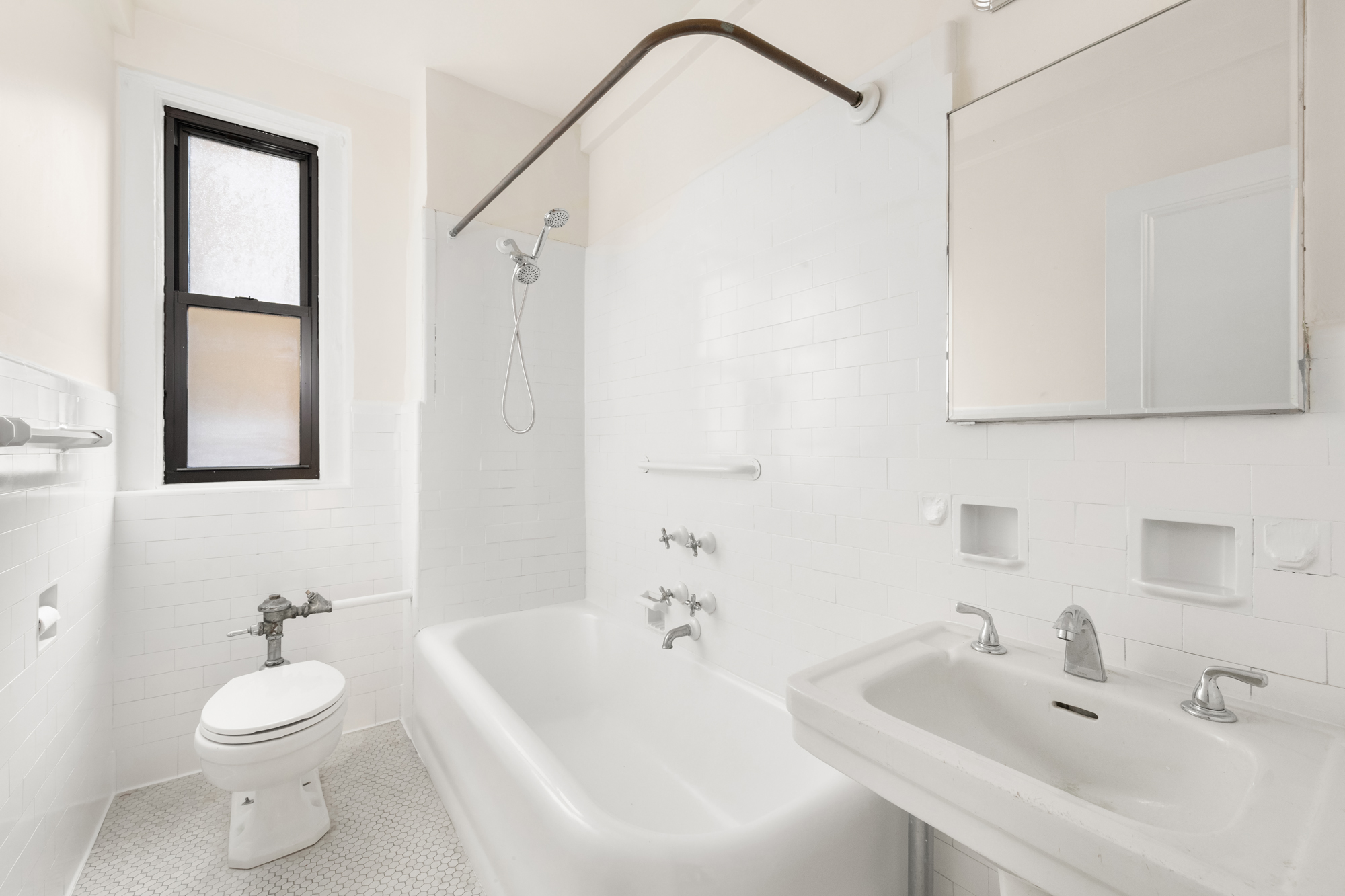 340 Riverside Drive, Unit 5D Manhattan, NY 10025 - Photo 13 of 17