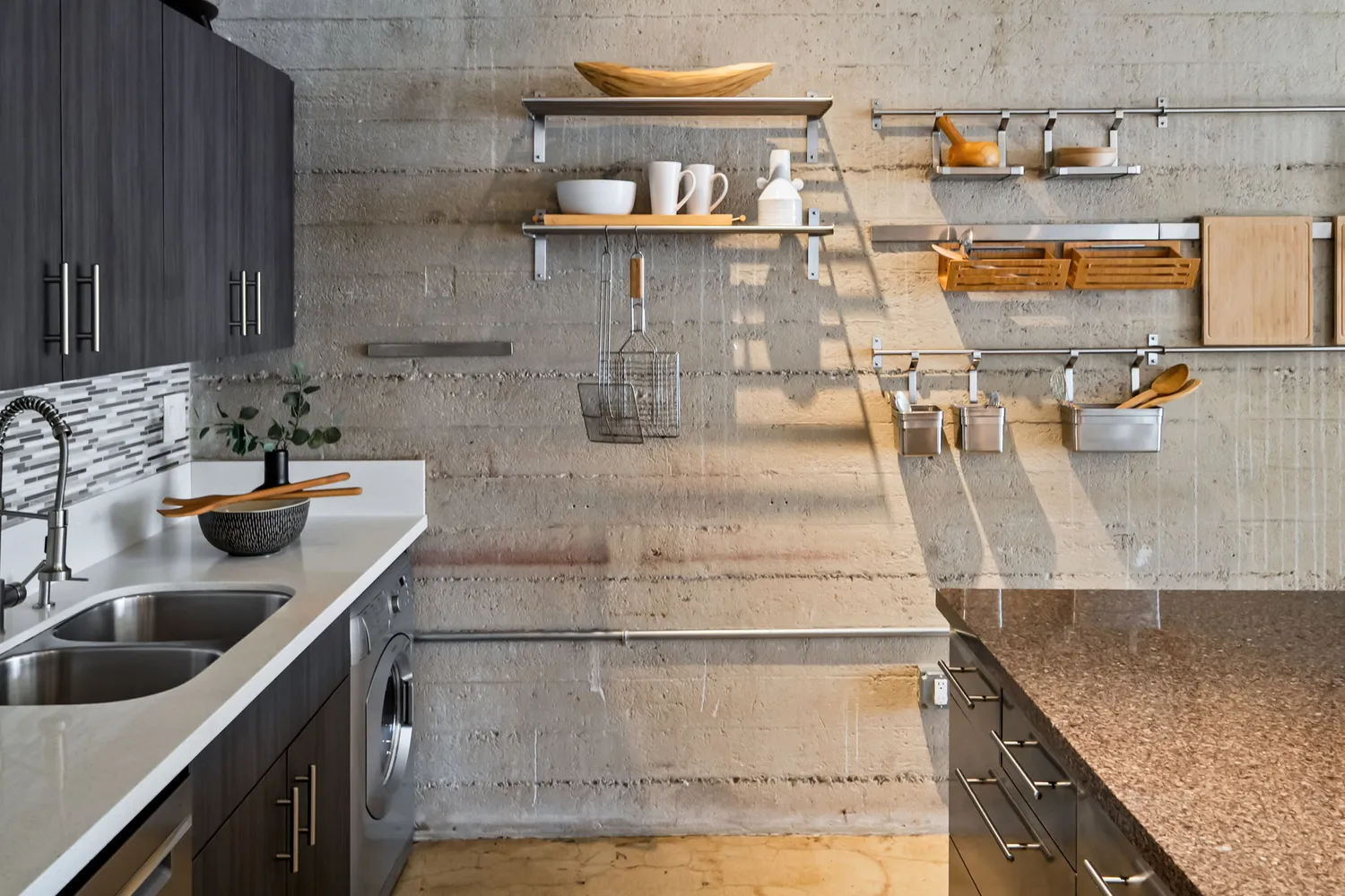 $928,000 | 825 East 4th Street, Unit 310, Los Angeles, CA 90013