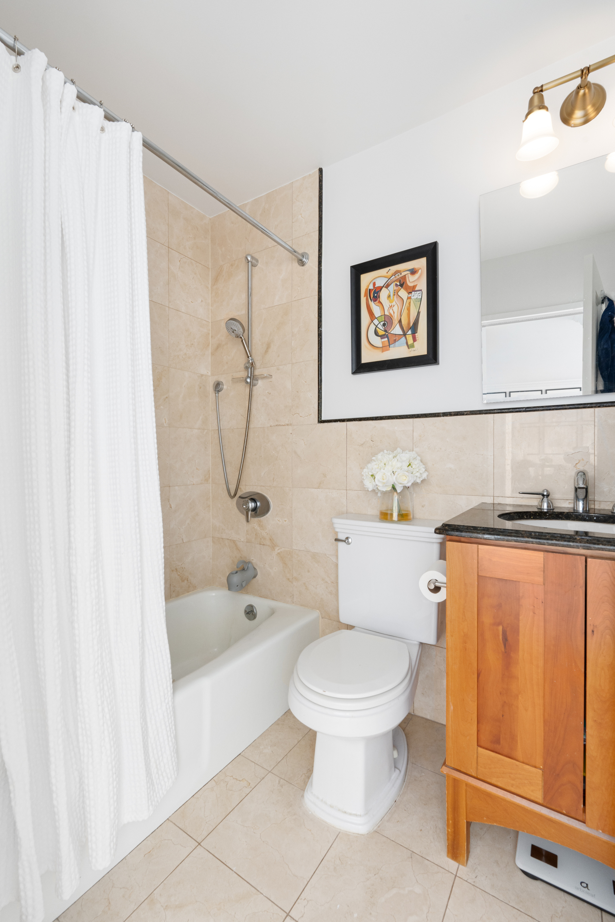 200 East 90th Street, Unit 16E Manhattan, NY 10128 - Photo 7 of 11