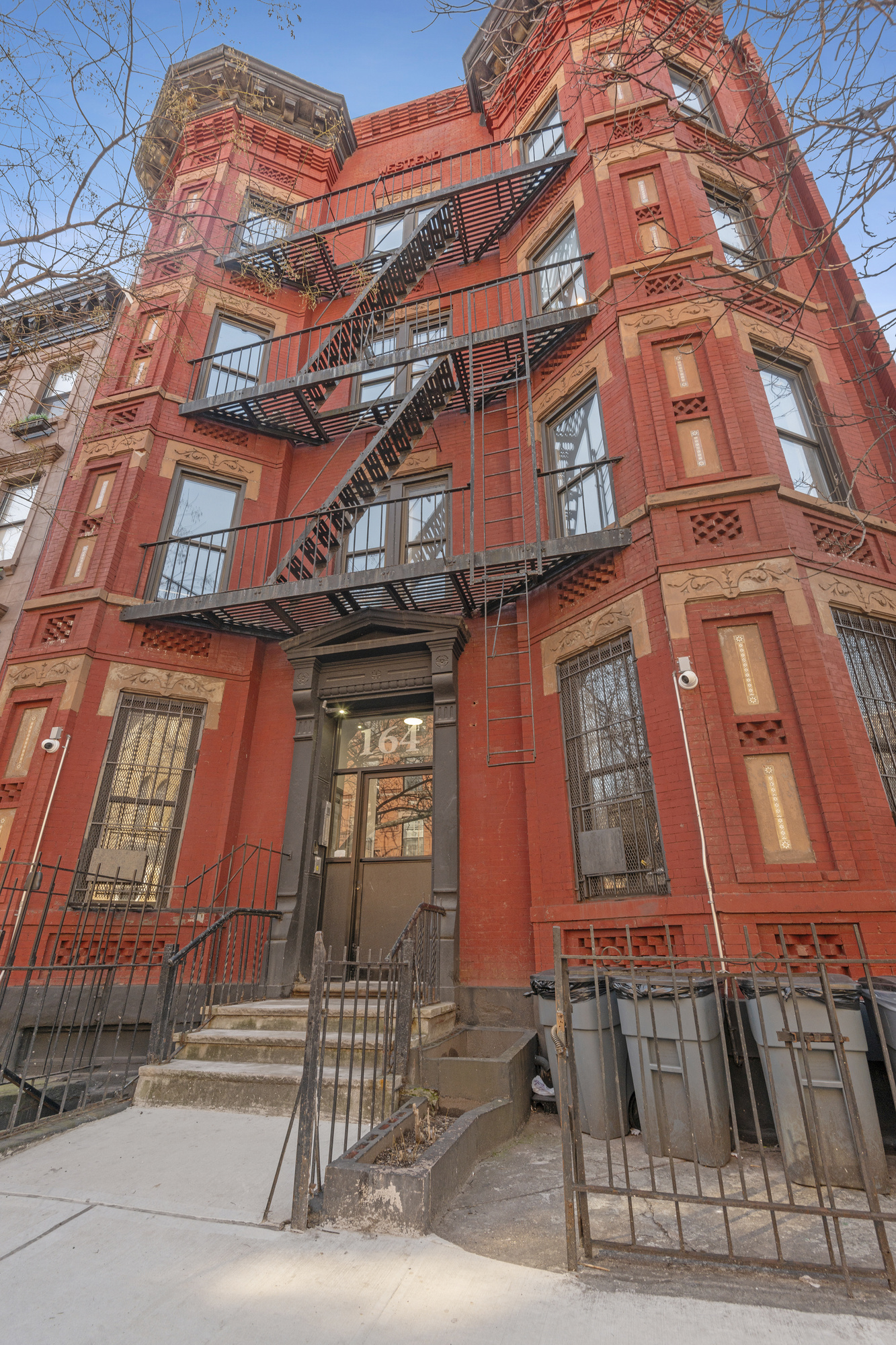 164 West 128th Street, Unit 3C Manhattan, NY 10027 - Photo 8 of 8 a building view