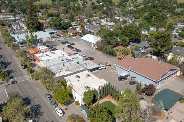 $1,500,000 | 115 East 2nd Street, Cloverdale, CA 95425
