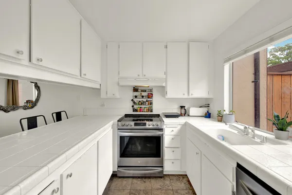 $587,000 | 3161 Valley Green Lane, Napa, CA 94558