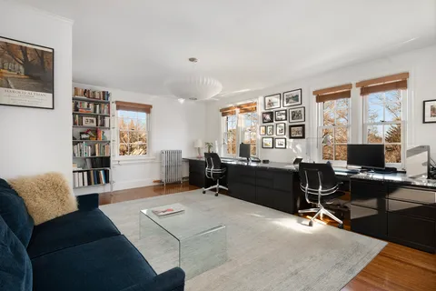 $2,195,000 | 82 Freeman Parkway, Providence, RI 02906