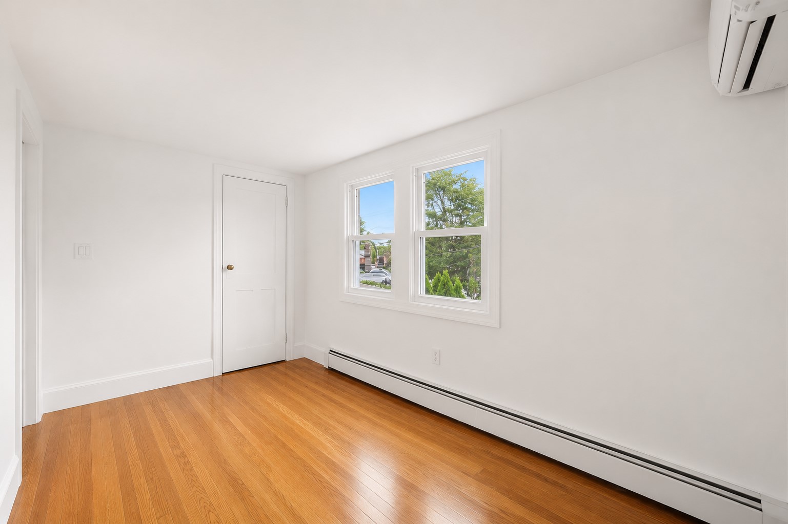89 Harbor Road Port Washington, NY 11050 - Photo 13 of 13
