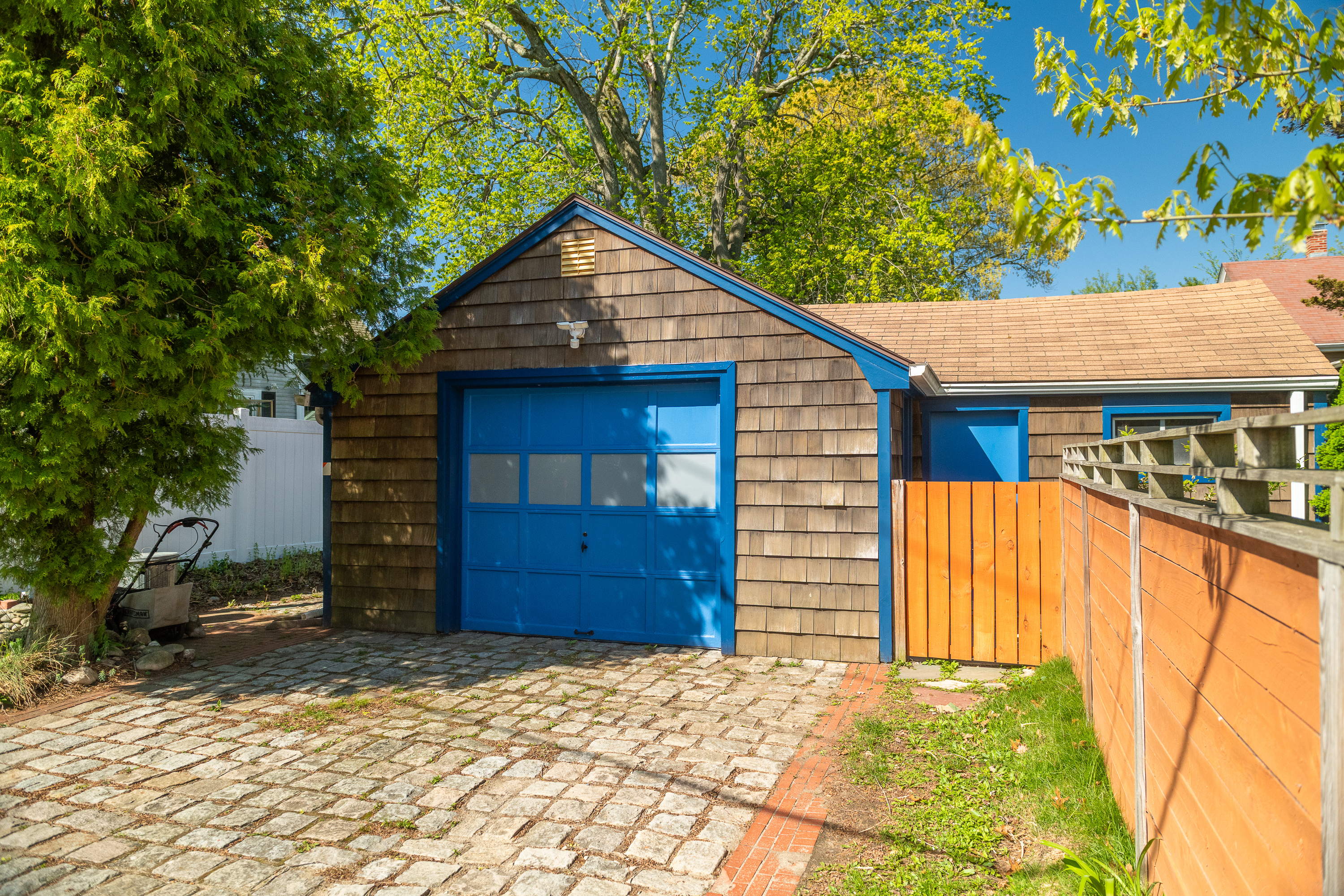 31 Errol Street Warwick, RI 02888 - Photo 23 of 38
