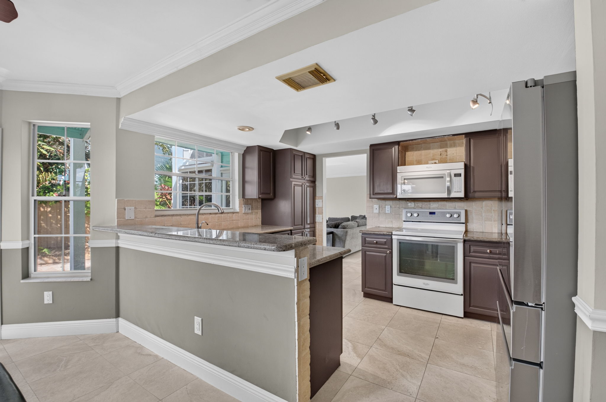 5092 Coronado Ridge Boca Raton, FL 33486 - Photo 16 of 59 Gallery Image 16