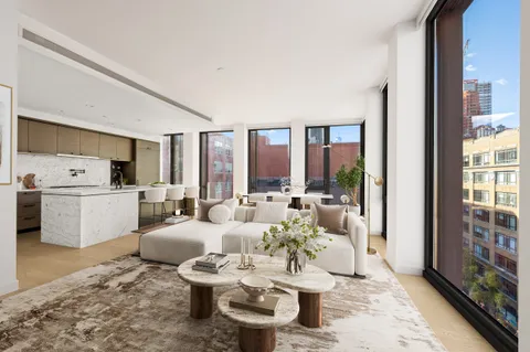 $5,550,000 | 100 Barrow Street, Unit 9A | West Village