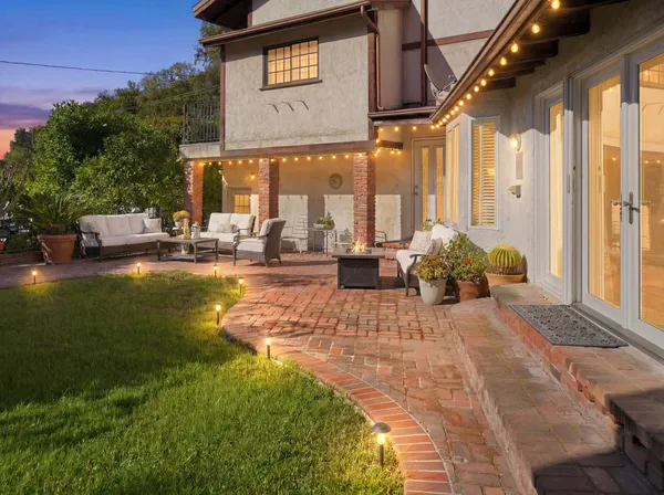 $1,598,000 | Sunswept Drive, Studio City, CA 91604