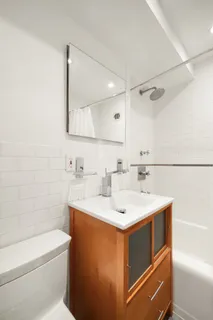 $460,000 | 69 West 9th Street, Unit 8H | Greenwich Village