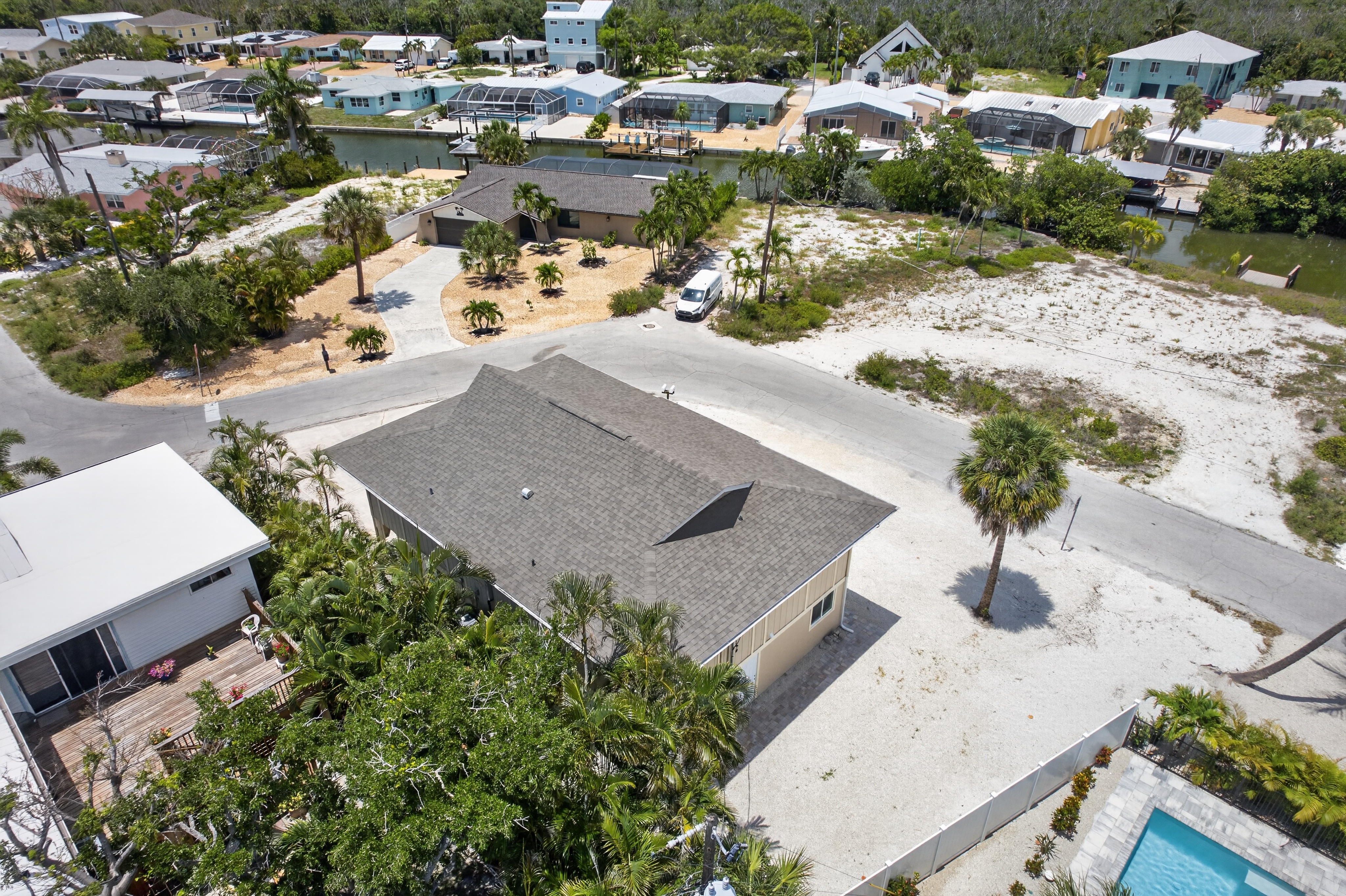 3188 Shell Mound Boulevard Fort Myers Beach, FL 33931 - Photo 28 of 31