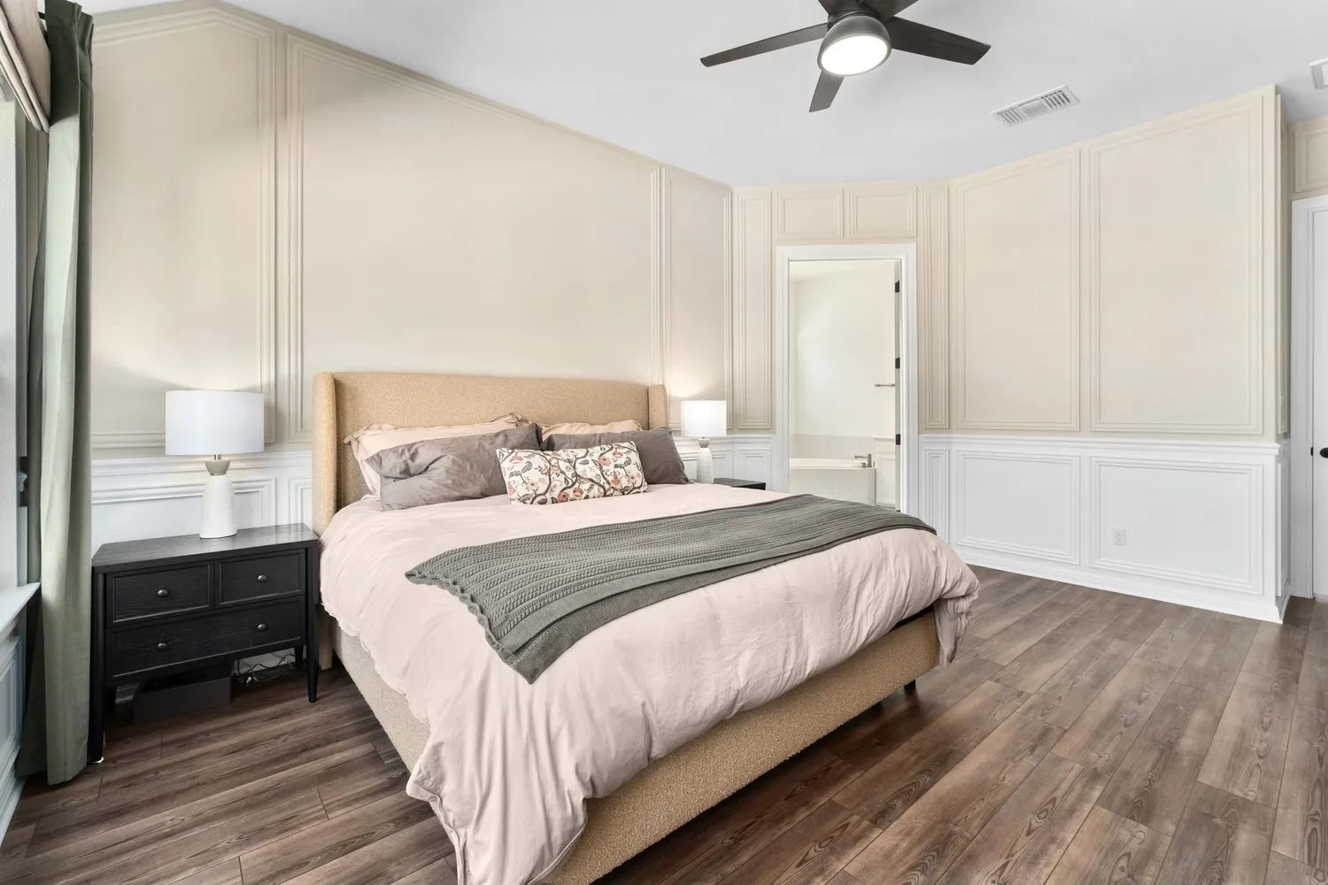 $800,000 | 1954 Headwaters Boulevard, Dripping Springs, TX 78620