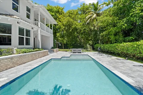 $4,200,000 | 5700 Southwest 86th Street, Miami, FL 33143
