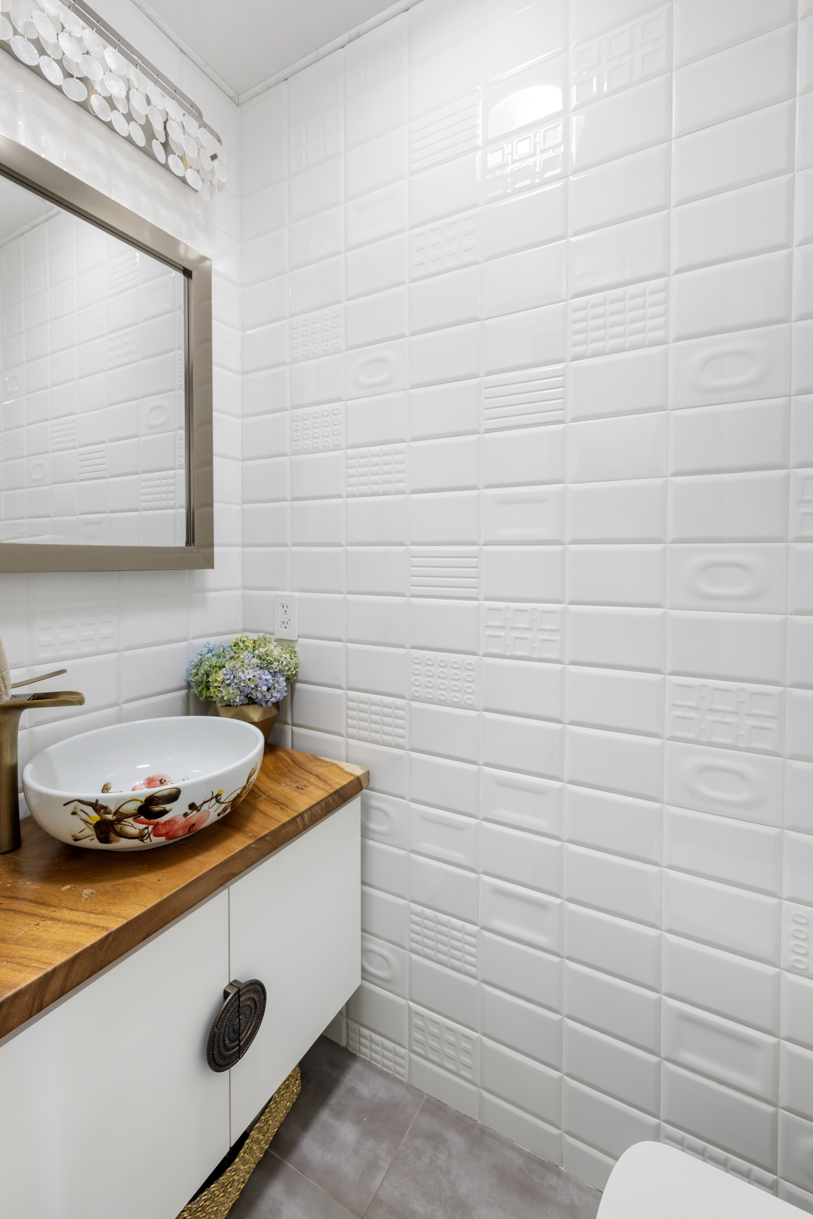 439 A Monroe Street Brooklyn, NY 11221 - Photo 7 of 29 a bathroom with a sink and a mirror