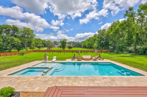 $3,200,000 | 510 Granny White Pike, Brentwood, TN 37027