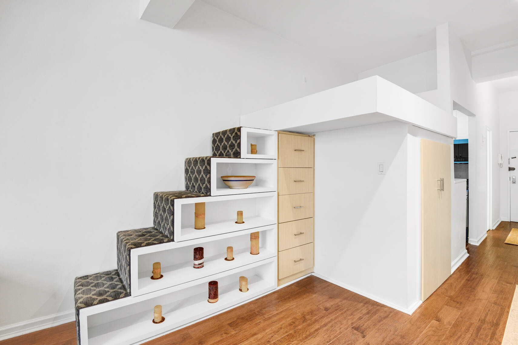 310 East 23rd Street, Unit 5B Manhattan, NY 10010 - Photo 4 of 11