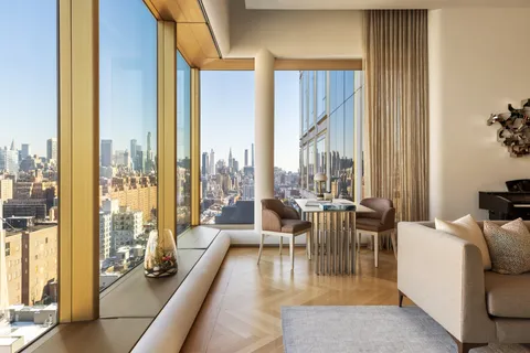 $27,500,000 | 551 West 21st Street, Unit PH19 | Chelsea