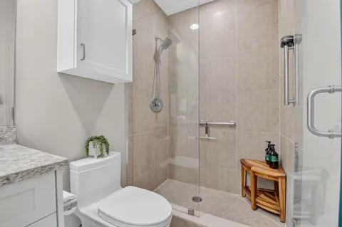 $2,100,000 | 550 Okeechobee Boulevard, Unit LPH23, West Palm Beach, FL 33401