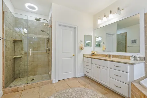 $2,850,000 | 8610 Hartsdale Avenue, Bethesda, MD 20817