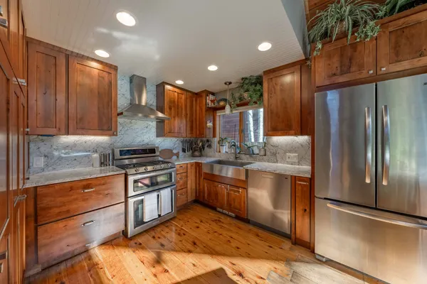 $3,900,000 | 667 East Kelly Avenue, Jackson, WY 83001