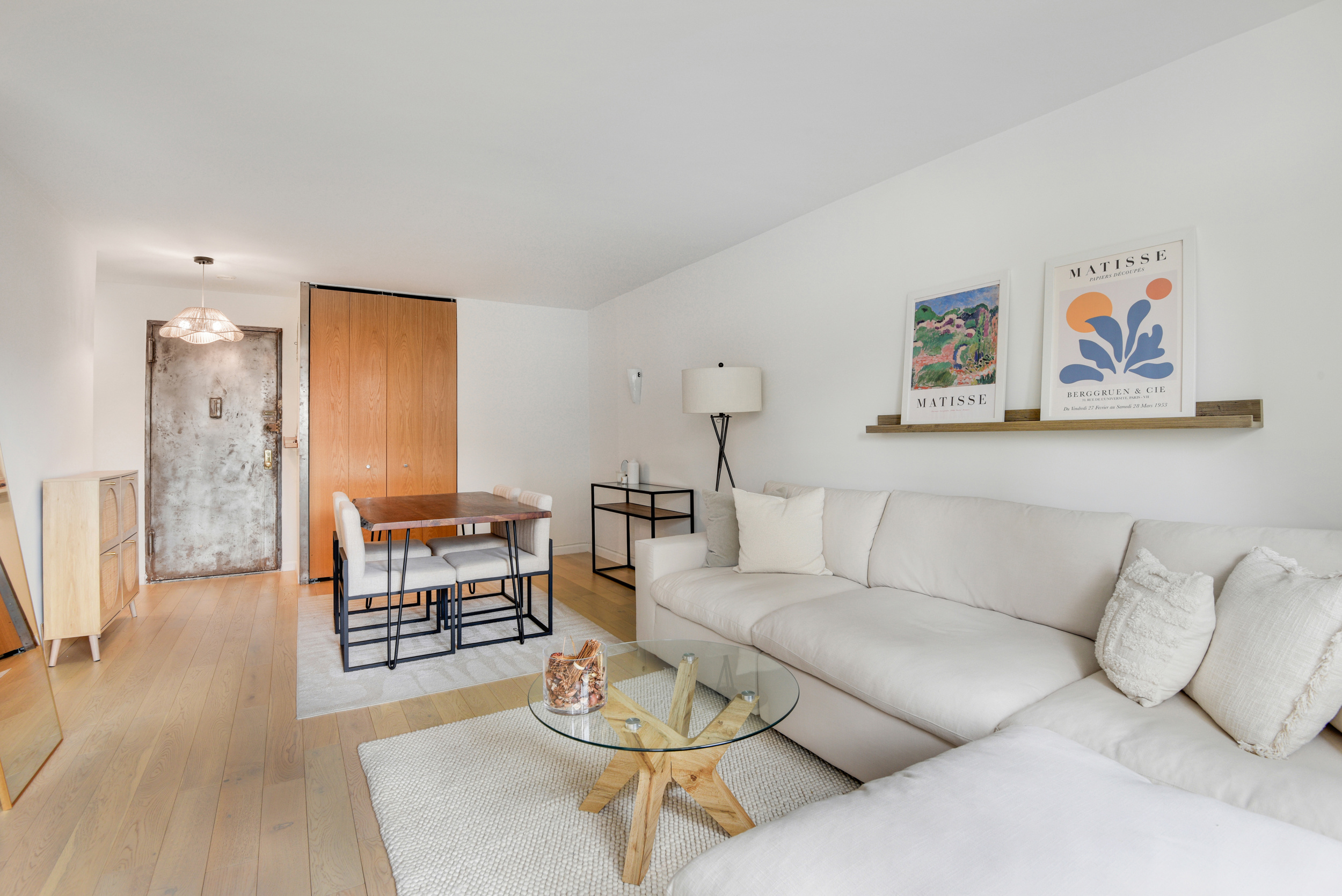 305 East 24th Street, Unit 11S Manhattan, NY 10010 - Photo 3 of 11