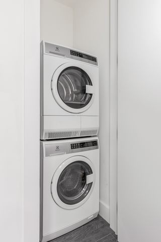 $2,295,000 | 364 Columbia Street | Red Hook