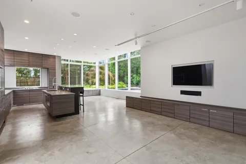 Contact Agent | 5515 Center Street, Chevy Chase, MD 20815