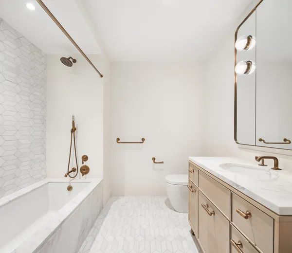 $19,000 | 2505 Broadway, Unit 6A | Upper West Side