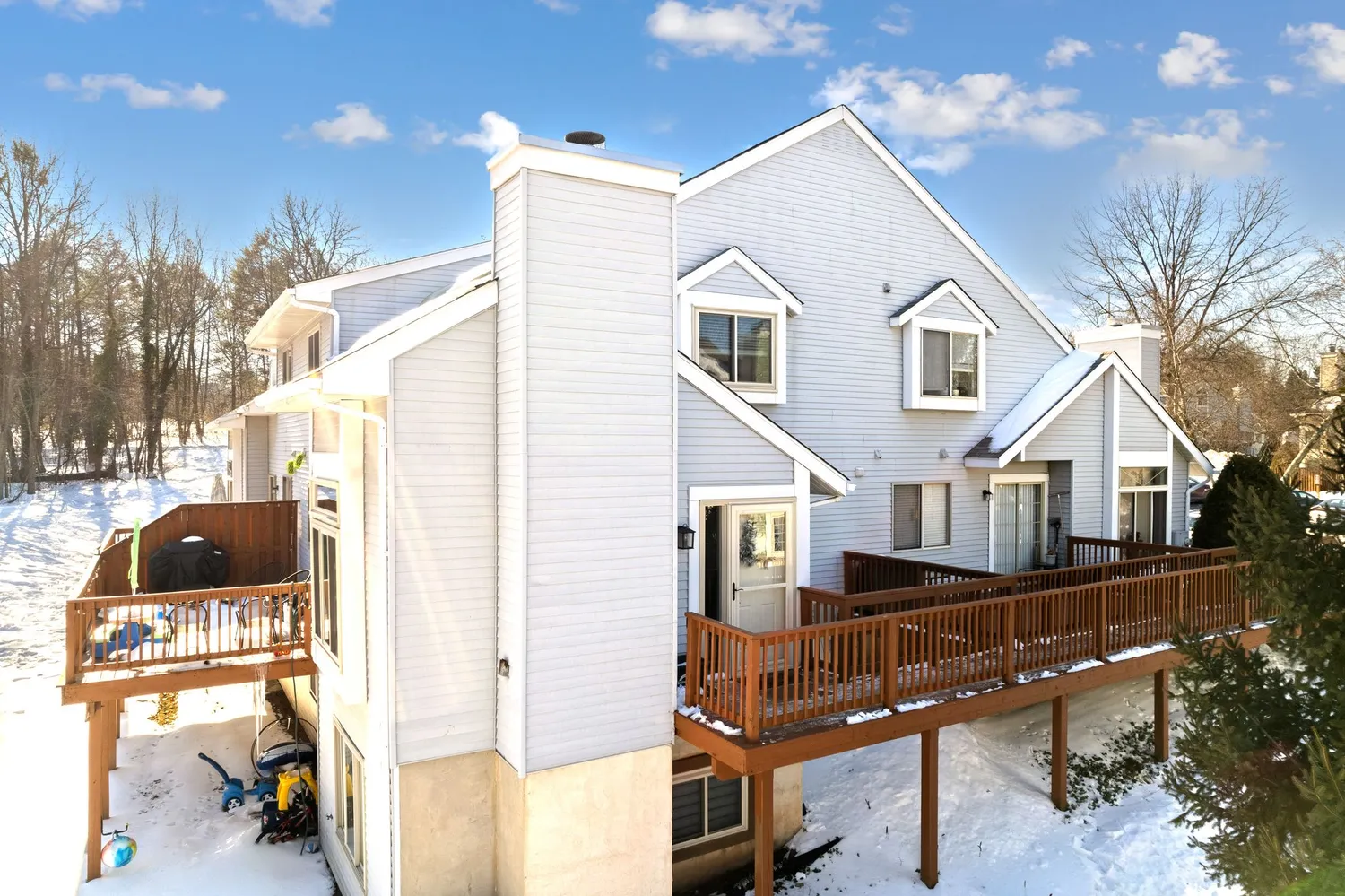 $399,999 | 415 Brown Briar Circle, Horsham, PA 19044