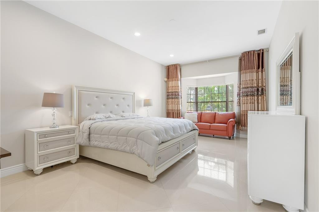 22668 Caravelle Circle Boca Raton, FL 33433 - Photo 16 of 50