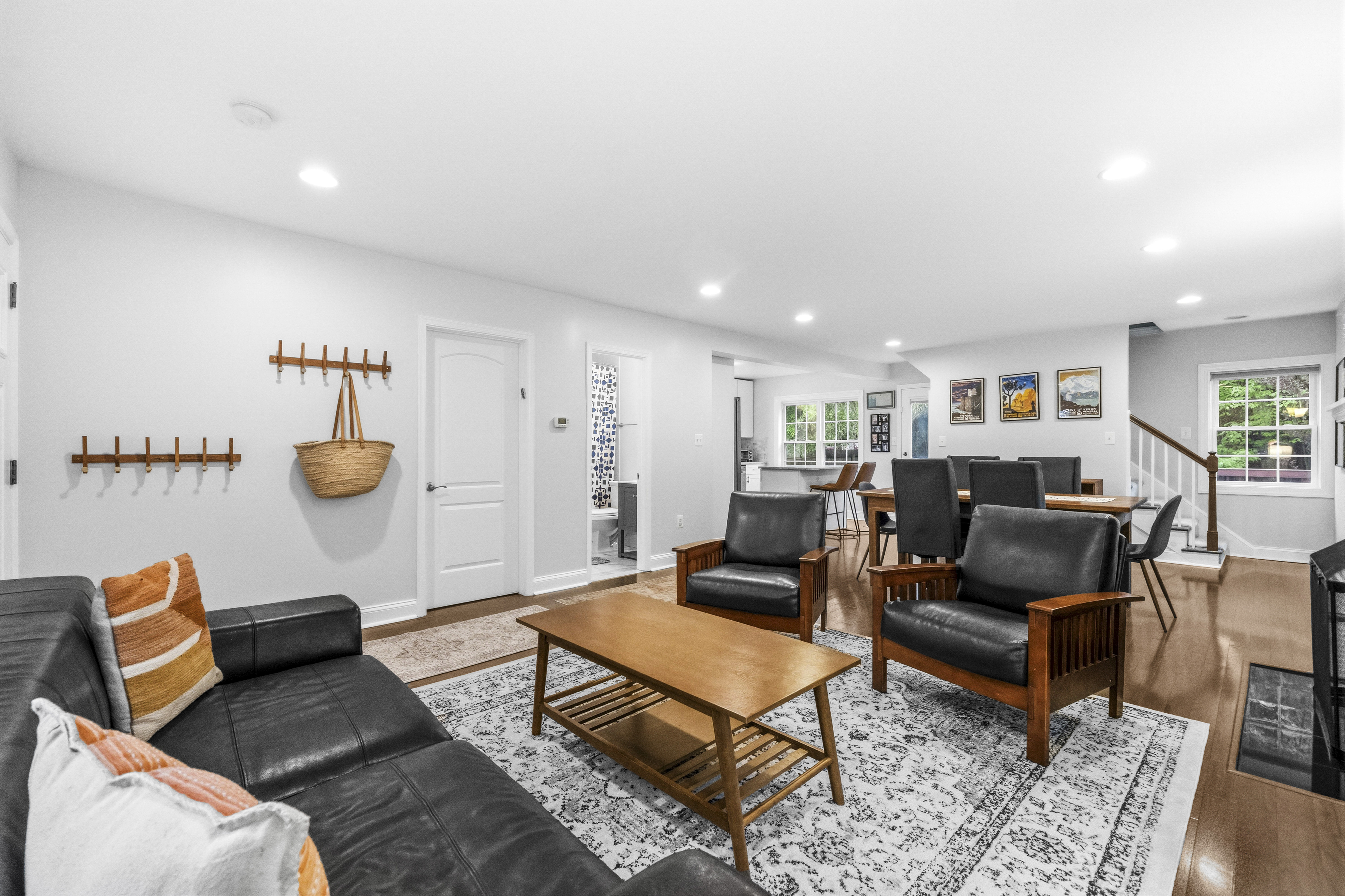 10212 Grant Avenue Silver Spring, MD 20910 - Photo 6 of 26