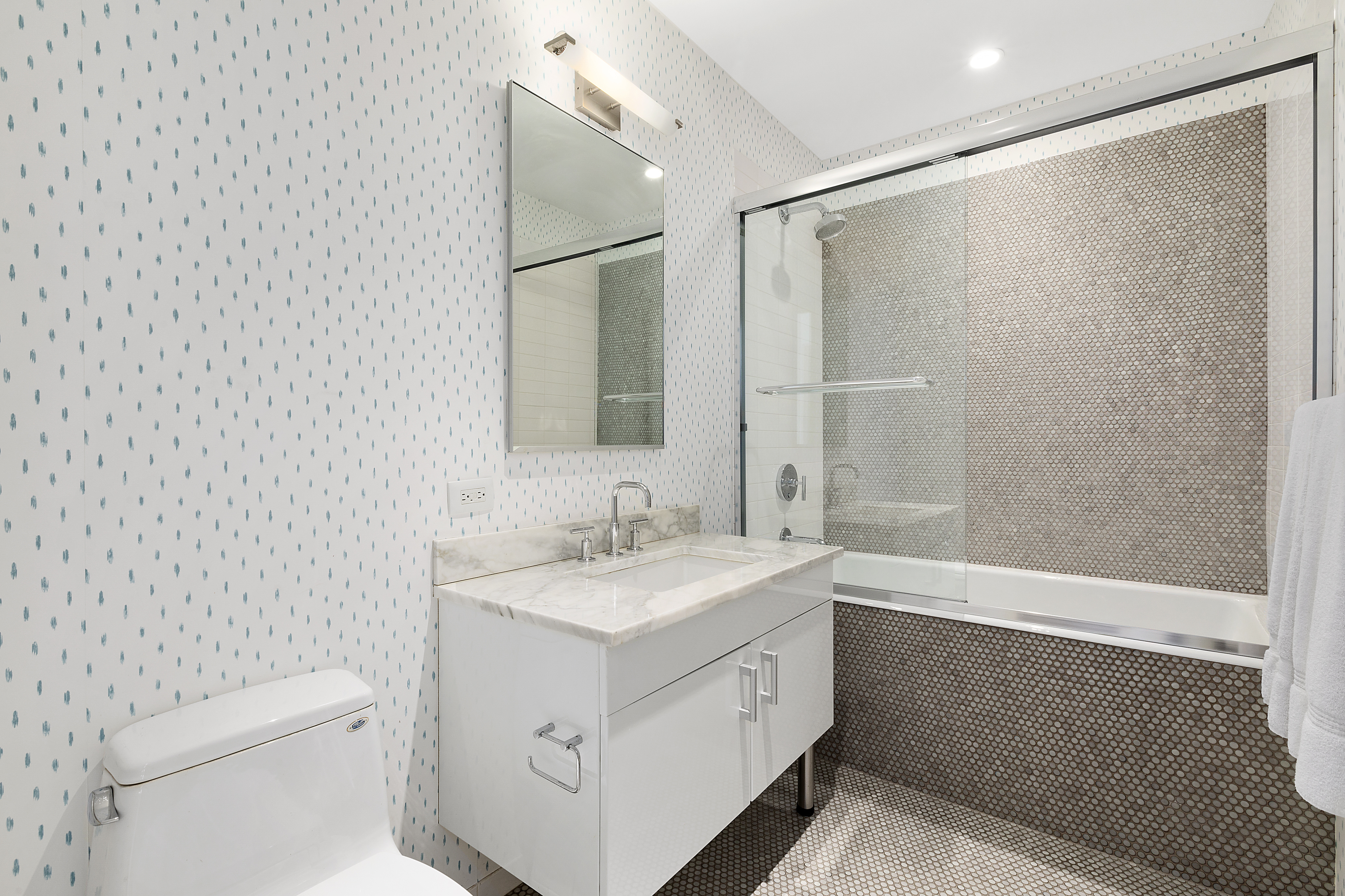 300 East 79th Street, Unit 12B Manhattan, NY 10075 - Photo 14 of 25