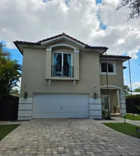 $1,299,900 | Southwest 13th Street, West Miami, FL 33144
