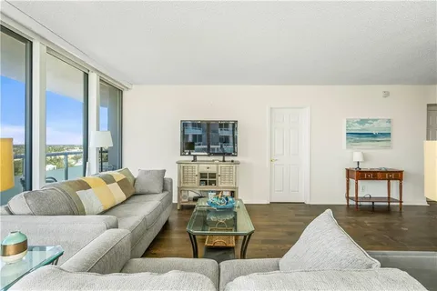 $849,000 | 3554 Ocean Drive, Unit 1101, Vero Beach, FL 32963