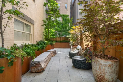 $49,995,000 | 18 East 80th Street | Upper East Side